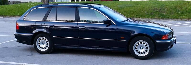 Second-hand BMW 520 150 CP (110 kW) 1999 Albastru Break