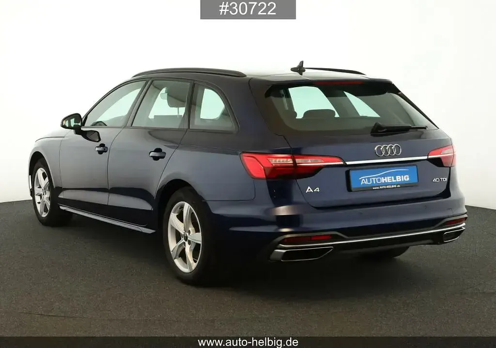 Gebraucht Audi A4 Advanced 204 PS (150 kW) 2023 Navarrablau metallic Kombi