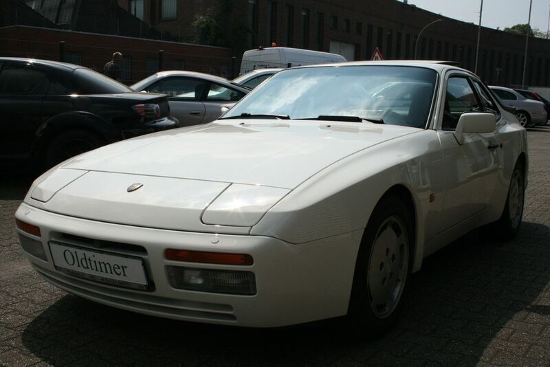Gebraucht Porsche 944 Turbo 220 PS (161 kW) 1987 Alpinweiß Coupé