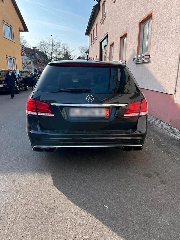 Gebraucht Mercedes E63 AMG 585 PS (430 kW) 2015 Schwarz Kombi