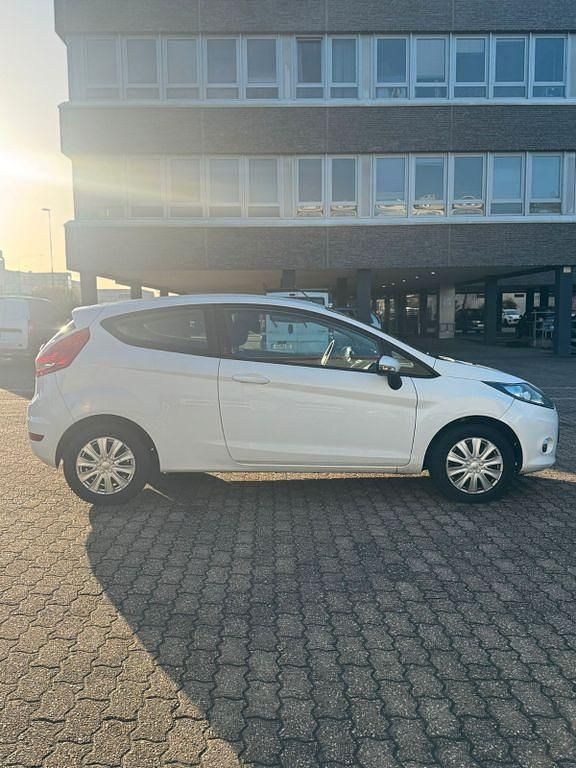 Gebraucht Ford Fiesta 60 PS (44 kW) 2012 Kleinwagen