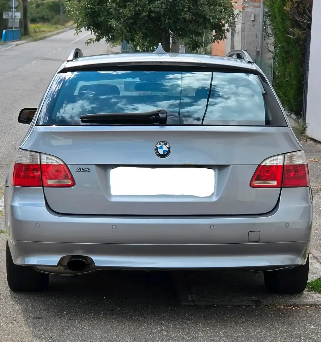 Gebraucht BMW 520 177 PS (130 kW) 2008 Grau Limousine