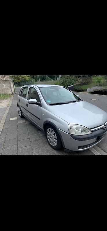Gebraucht Opel Corsa 90 PS (66 kW) 2002 Silber Kleinwagen