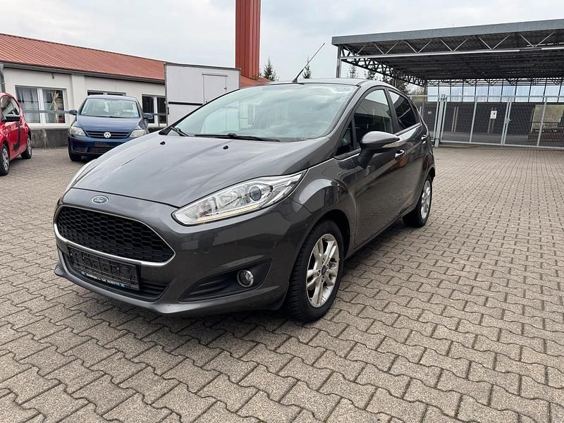 Usata Ford Fiesta 2016 Grigio Utilitaria