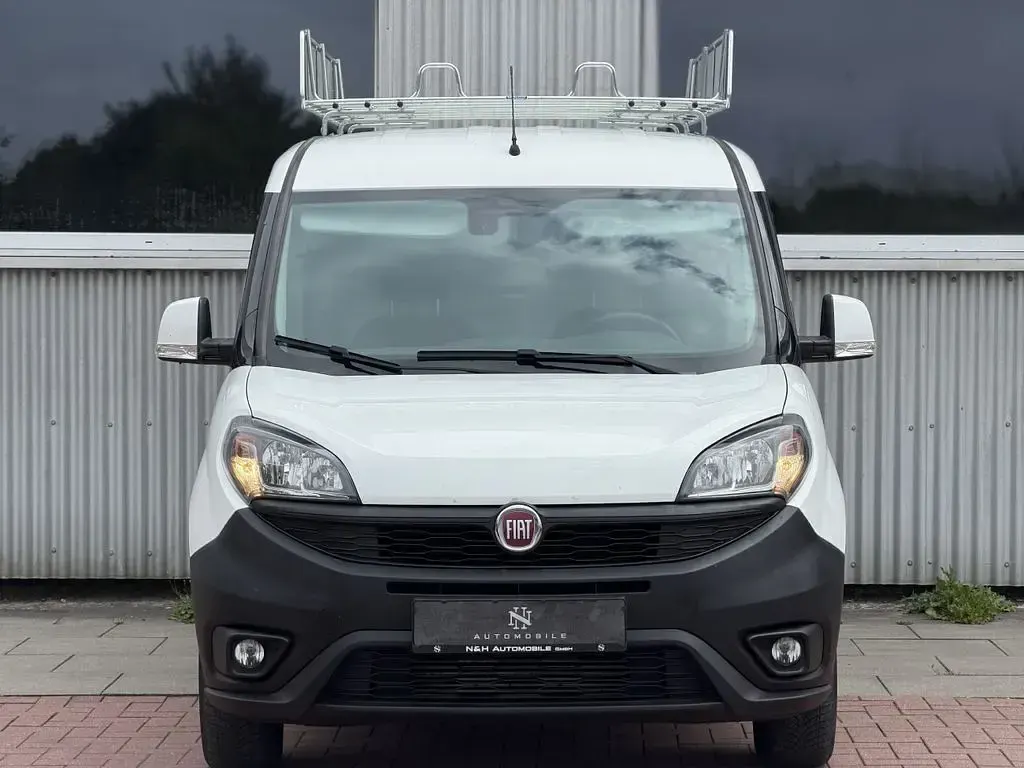 Gebraucht Fiat Doblò 95 PS (69 kW) 2019 Van / Kleinbus
