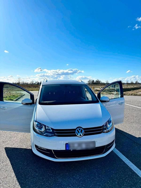 Gebraucht VW Sharan 140 PS (102 kW) 2014 Weiß Van / Kleinbus