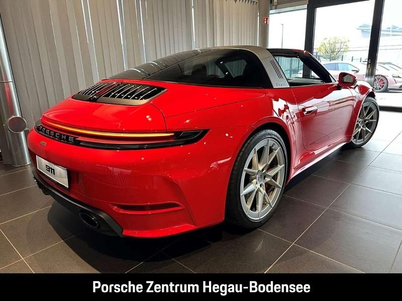 Gebraucht Porsche 992 Sport 480 PS (353 kW) 2026 Indischrot Coupé