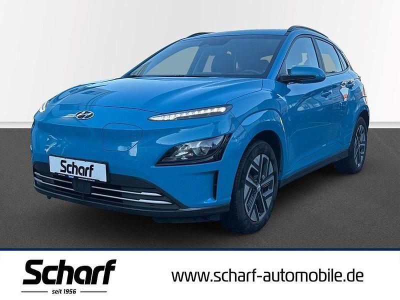Blau Gebraucht 2023 Hyundai Kona Select SUV | 19.090 € - Bild 1/4