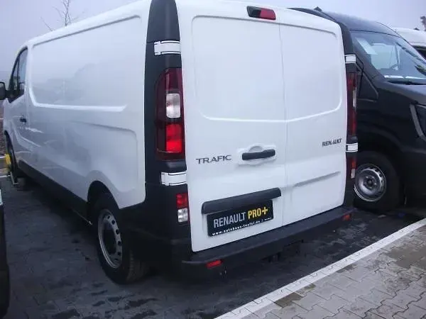 Neu Renault Trafic Komfort 131 PS (96 kW) 2025 Weiß (arktisweiß) Van / Kleinbus