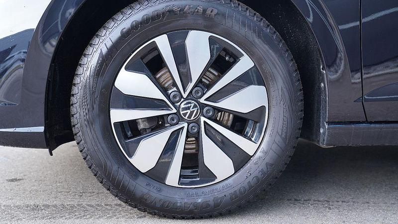 Gebraucht VW Polo Move 95 PS (69 kW) 2024 Deep black Limousine