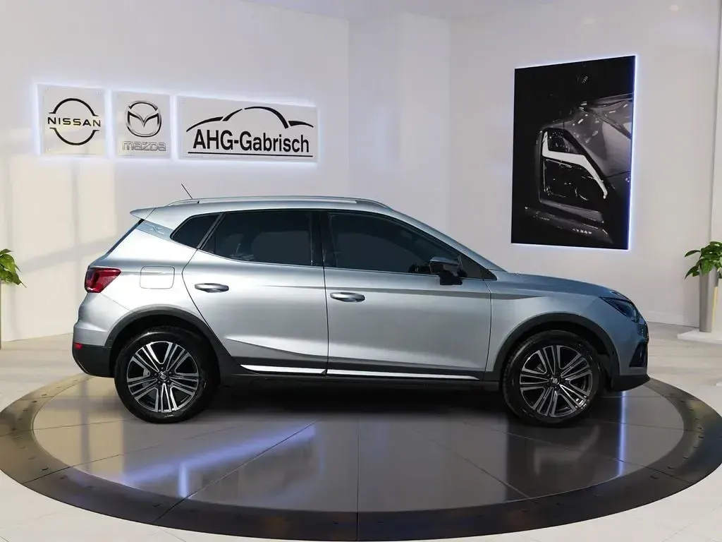 Gebraucht Seat Arona XCELLENCE 116 PS (85 kW) 2018 "urban" silber SUV