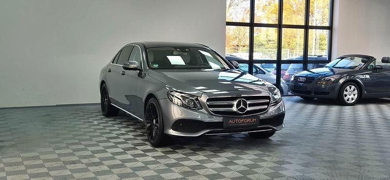 Grau Gebraucht 2016 Mercedes E350 Limousine | 22.499 € (Fairer Preis) - Bild 1/4