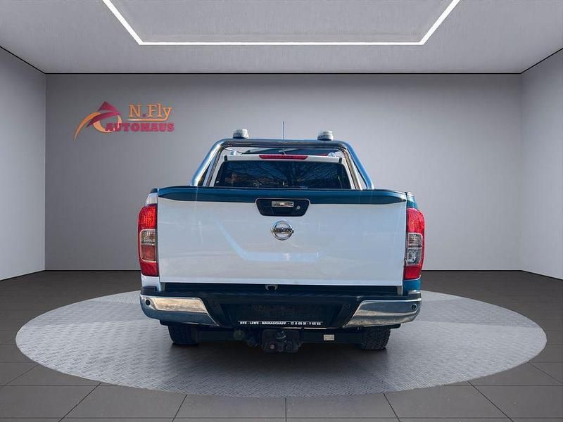 Gebraucht Nissan Navara Tekna 190 PS (139 kW) 2018 Weiß Abholung