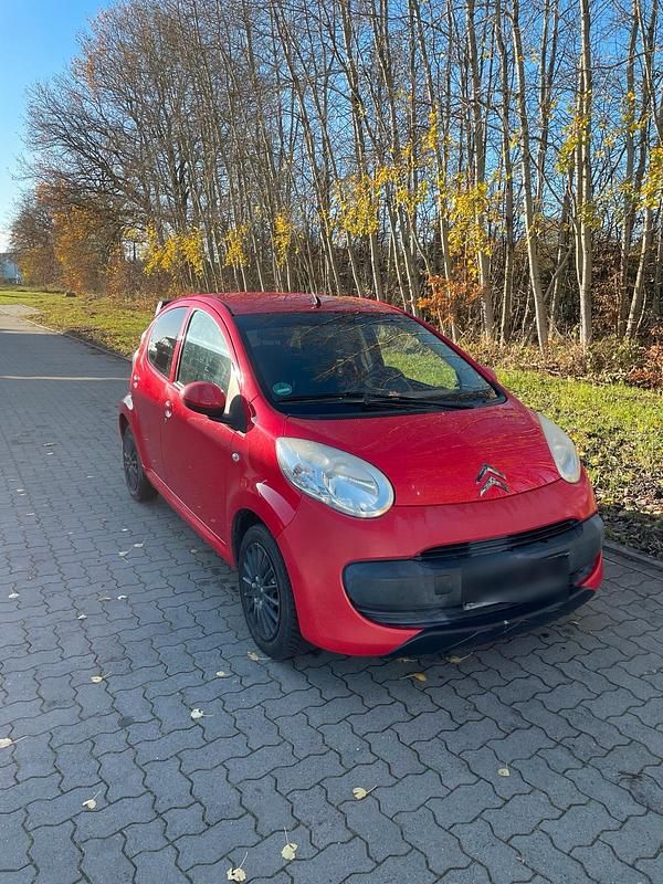 Rot Gebraucht 2007 Citroën C1 Kleinwagen | 700 € (Superpreis) - Bild 1/4