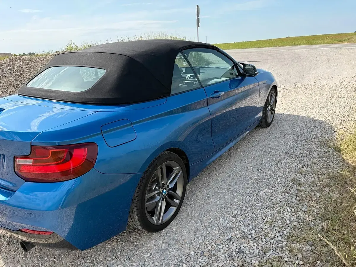 Gebraucht BMW 228 M Sport 248 PS (182 kW) 2015 Blau Cabrio