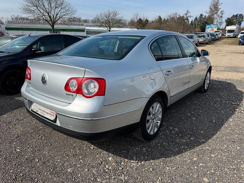 Gebraucht VW Passat Comfortline 150 PS (110 kW) 2005 Silber Limousine