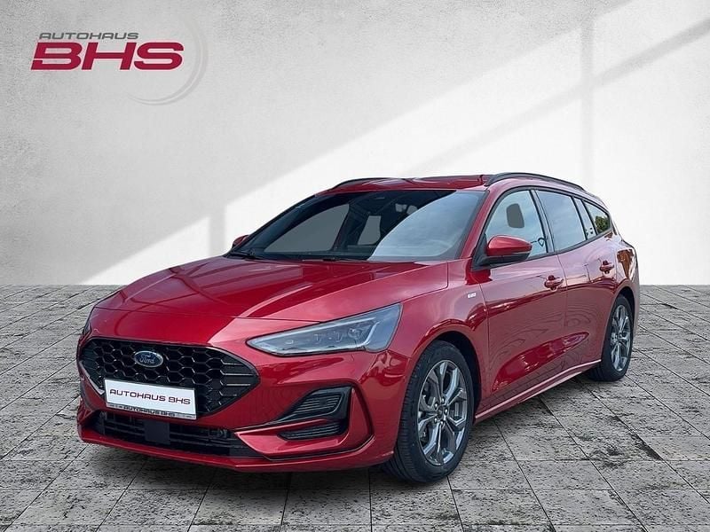 Gebraucht Ford Focus ST-Line X 125 PS (91 kW) 2024 Fantasticred (rot) Kombi