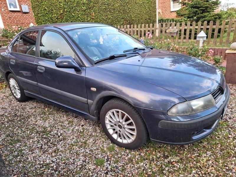 Gebraucht Mitsubishi Carisma 102 PS (75 kW) 2002 Blau Limousine