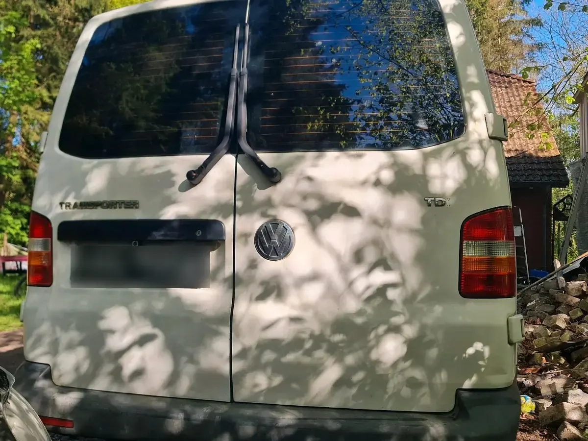 Second-hand VW Transporter 102 CP (75 kW) 2010 Alb Van