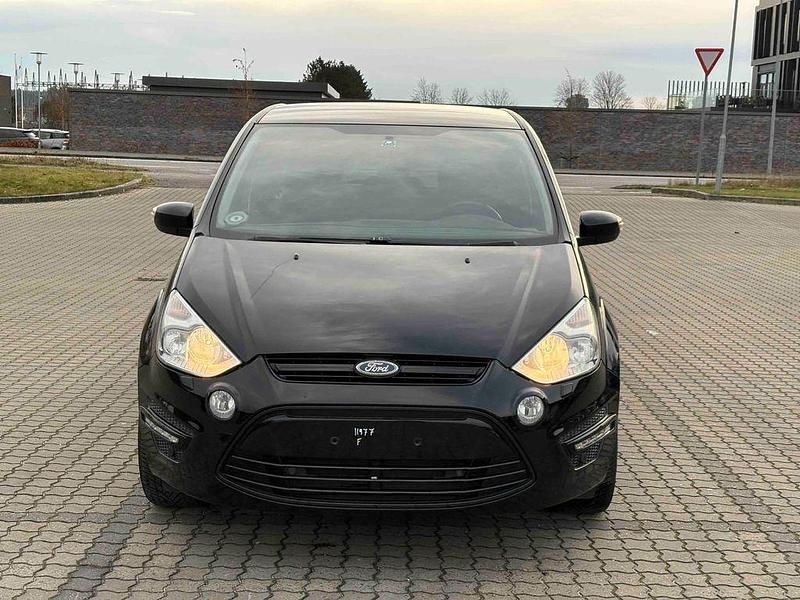 Schwarz Gebraucht 2014 Ford S-MAX Titanium X Van / Kleinbus | 3.200 € (Superpreis) - Bild 1/4