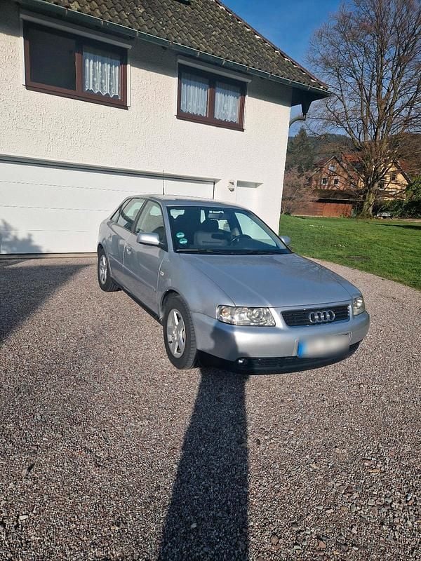 Usata Audi A3 125 CV (91 kW) 2002 Grigio Utilitaria