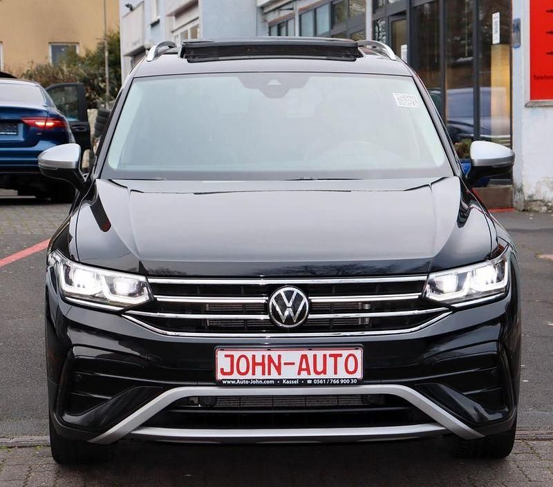 Gebraucht VW Tiguan Allspace Elegance 200 PS (147 kW) 2022 Schwarz SUV
