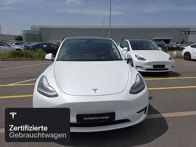 Gebraucht Tesla Model Y RWD 203 kW (277 PS) 2024 Weiß SUV