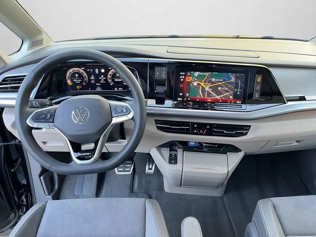Gebraucht VW Multivan 204 PS (150 kW) 2026 Deep black perleffekt (metallic) Van / Kleinbus