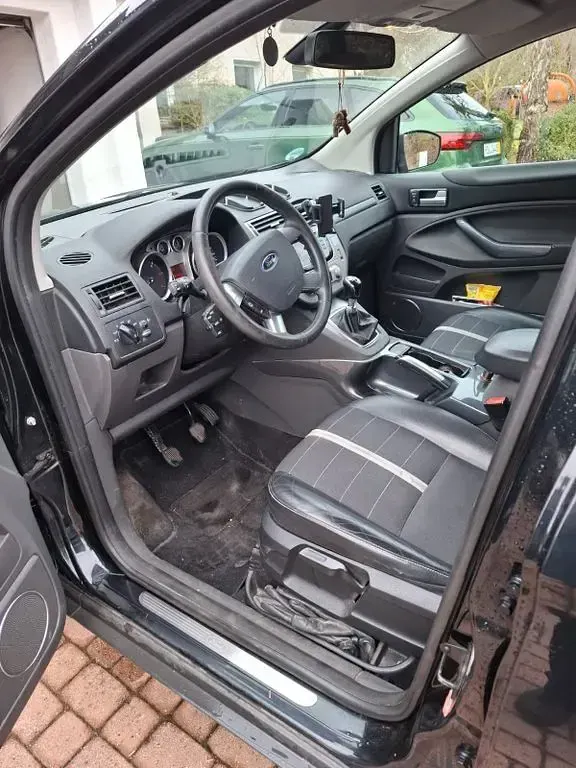 Gebraucht Ford Kuga Titanium 163 PS (119 kW) 2011 Schwarz SUV