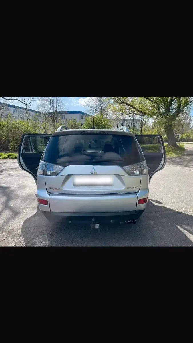 Gebraucht Mitsubishi Outlander 159 PS (116 kW) 2008 Silber SUV