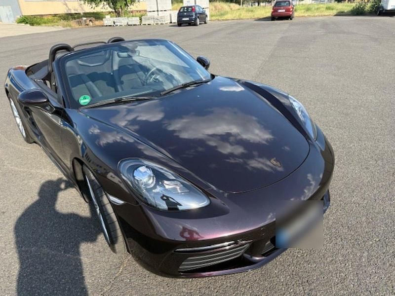 Gebraucht Porsche Boxster 300 PS (220 kW) 2018 Rot Cabrio