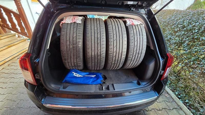 Gebraucht Jeep Compass Limited 170 PS (125 kW) 2014 Schwarz SUV