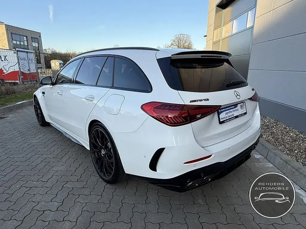 Gebraucht Mercedes C63 AMG AMG 680 PS (500 kW) 2025 Opalithweiss  lack Kombi