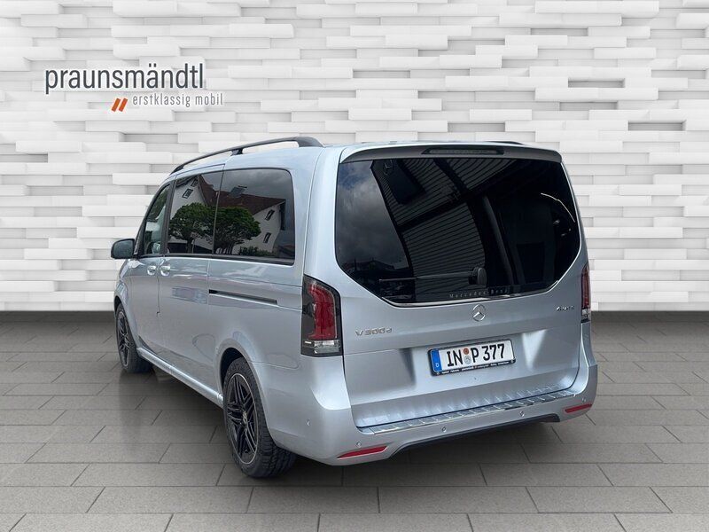 Gebraucht Mercedes V300 AMG line 237 PS (174 kW) 2024 Hightechsilber Van / Kleinbus
