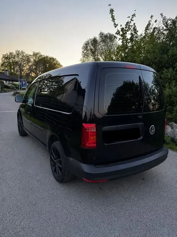 Gebraucht VW Caddy Maxi 102 PS (75 kW) 2016 Schwarz Van / Kleinbus
