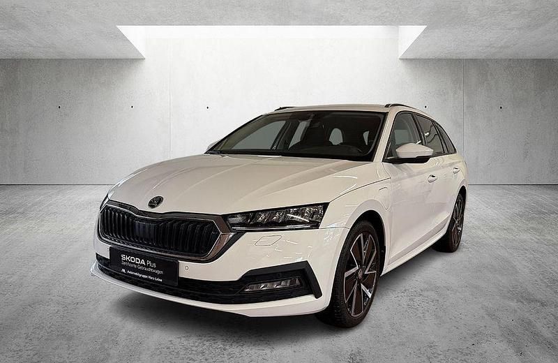 Gebraucht Skoda Octavia Clever 204 PS (150 kW) 2022 Weiß Kombi