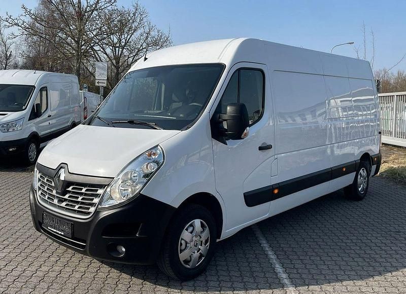 Second-hand Renault Master 170 CP (125 kW) 2019 Alb Monovolum