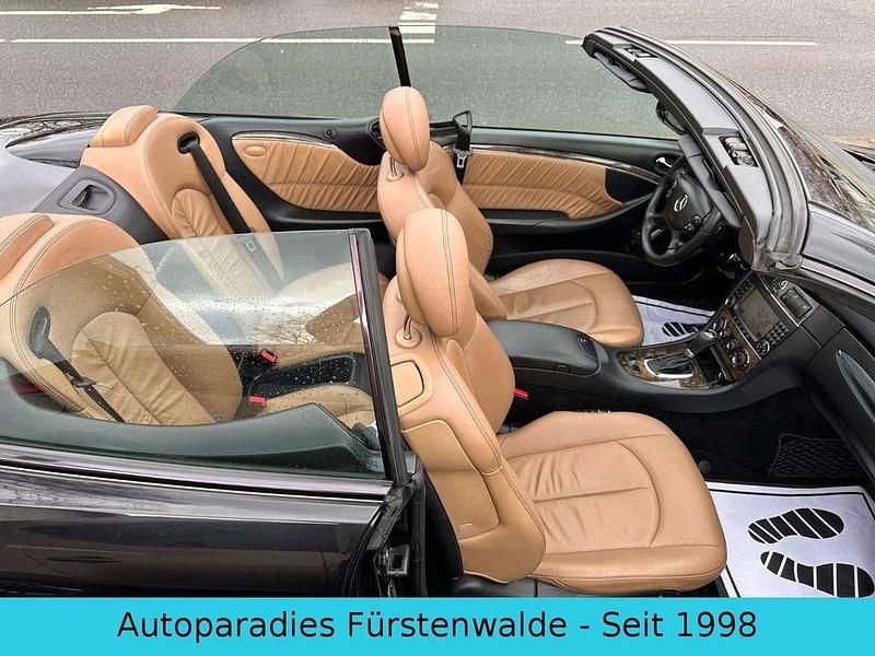 Gebraucht Mercedes CLK320 224 PS (164 kW) 2006 Schwarz Cabrio