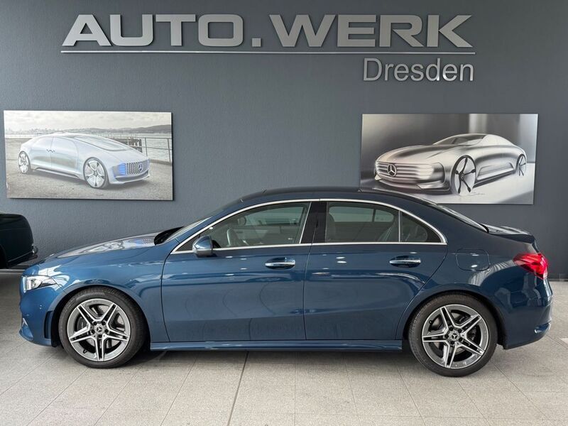 Gebraucht Mercedes A250 224 PS (164 kW) 2021 Blau Limousine