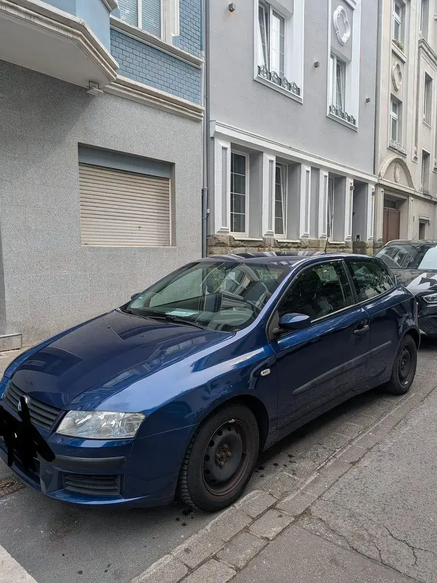 Gebraucht Fiat Stilo 95 PS (69 kW) 2005 Blau Limousine
