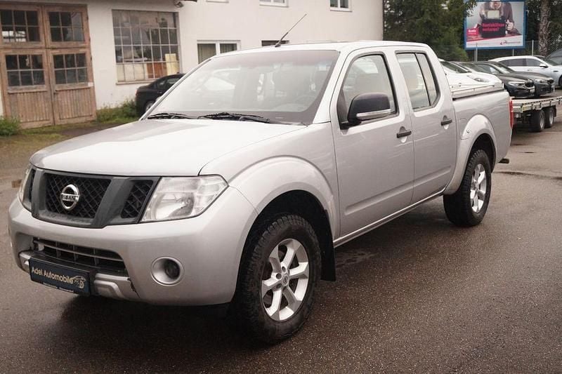 Silber Gebraucht 2015 Nissan Navara XE Abholung | 9.999 € - Bild 1/4