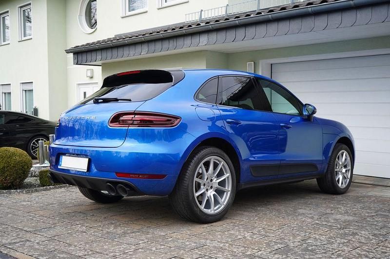 Gebraucht Porsche Macan S 258 PS (189 kW) 2015 Blau SUV