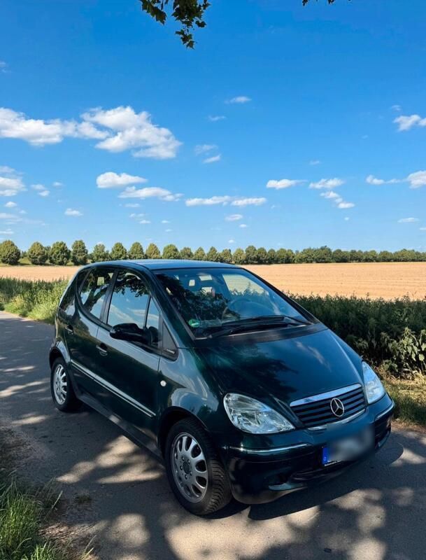 Grün Gebraucht 2002 Mercedes A140 Kleinwagen | 1.350 € - Bild 1/4