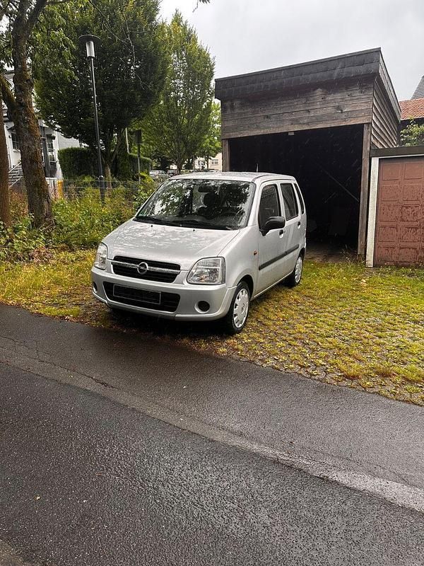 Silber Gebraucht 2004 Opel Agila S Kleinwagen | 1.350 € (Fairer Preis) - Bild 1/4