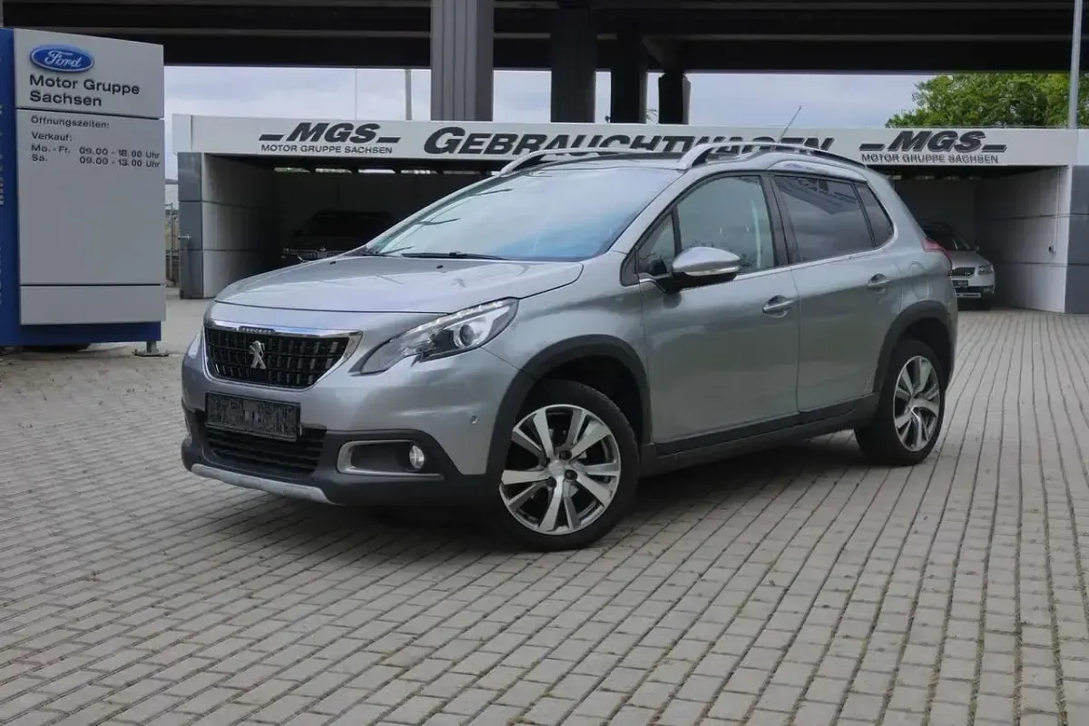Gebraucht Peugeot 2008 Allure 120 PS (88 kW) 2017 Lack grau artense/metalliclackierung mit schutzlack SUV