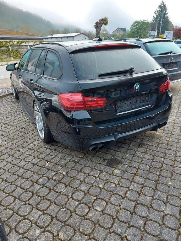 Gebraucht BMW 528 Performance 245 PS (180 kW) 2015 Schwarz Kombi