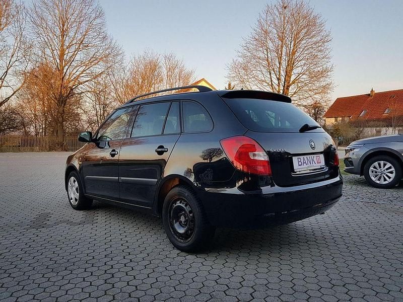 Gebraucht Skoda Fabia Fresh 105 PS (77 kW) 2014 Schwarz Kombi