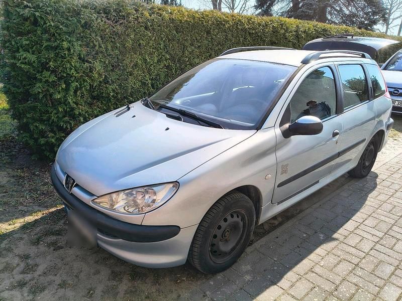 Gebraucht Peugeot 206 75 PS (55 kW) 2004 Silber Kombi