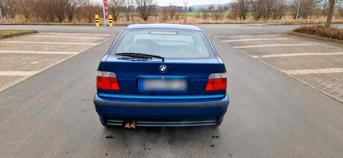 Gebraucht BMW 323 M Sport 170 PS (125 kW) 1998 Blau Coupé