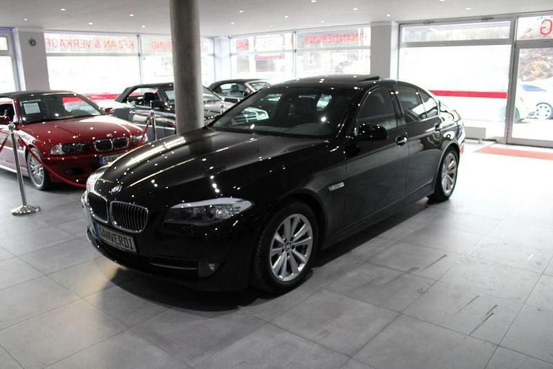 Gebraucht BMW 525 Performance 204 PS (150 kW) 2010 Schwarz Limousine